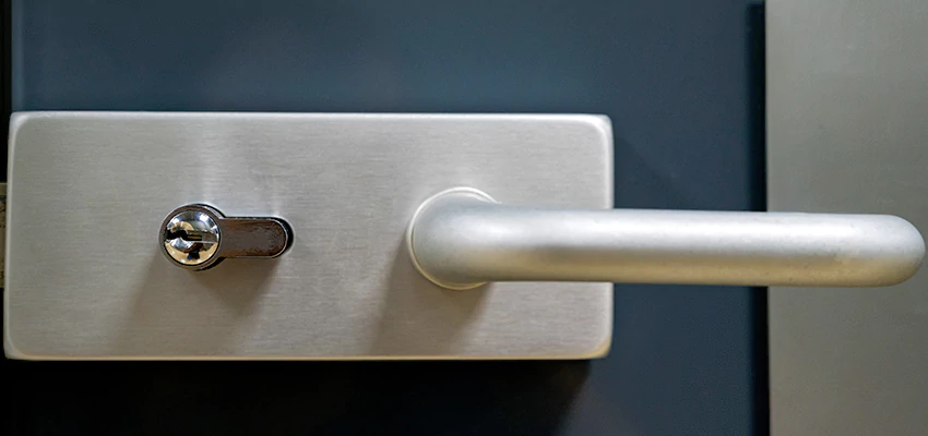Change Patio Door Locks in Rosemont, California